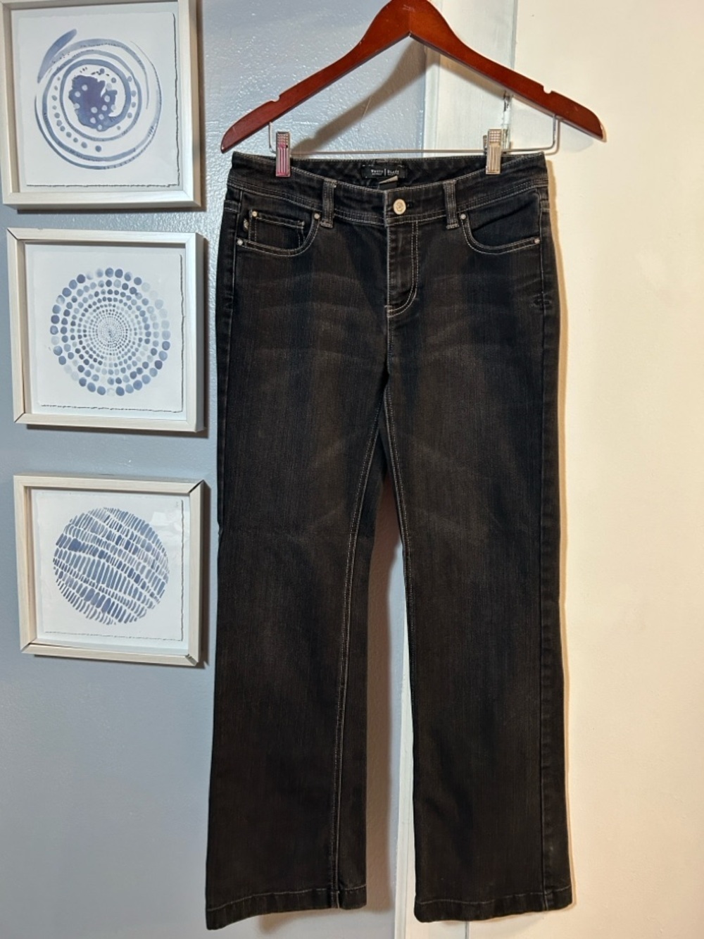 White House Black Market Women's Bootcut Black Jeans Size 6